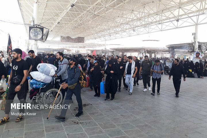 تشریح خدمات عراقی‌ها به زوار اربعین حسینی در آن سوی مرز مهران