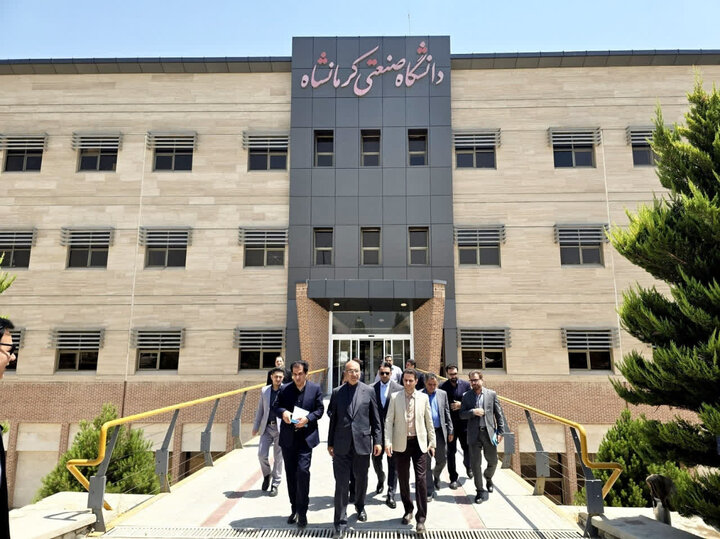 حبیبی: تکمیل خوابگاه دانشجویی دانشگاه صنعتی را پیگیری می‌کنیم
