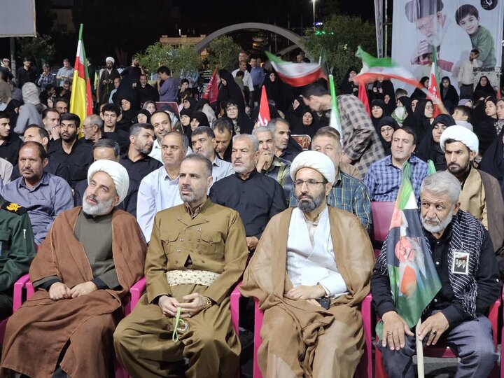 حماسه همدلی در تجمع شبانه سرزمین مجاهدت‌های خاموش