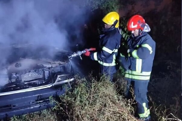 دو آتش‌سوزی در بندرعباس مهار شد