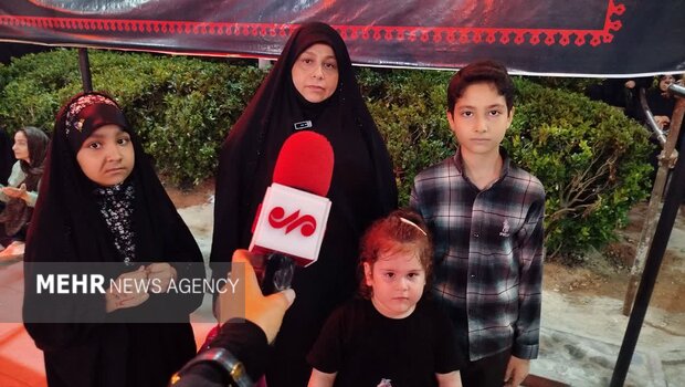 دیار میرزا در سوگ دردانه اباعبدالله (ع)؛ سفره های نذری برپا شد دیار میرزا در سوگ دردانه اباعبدالله (ع)؛ سفره های نذری برپا شد