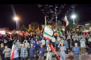 قروه‌ای‌ها از خلق حماسه حضور در دفاع از وطن می‌گویند
