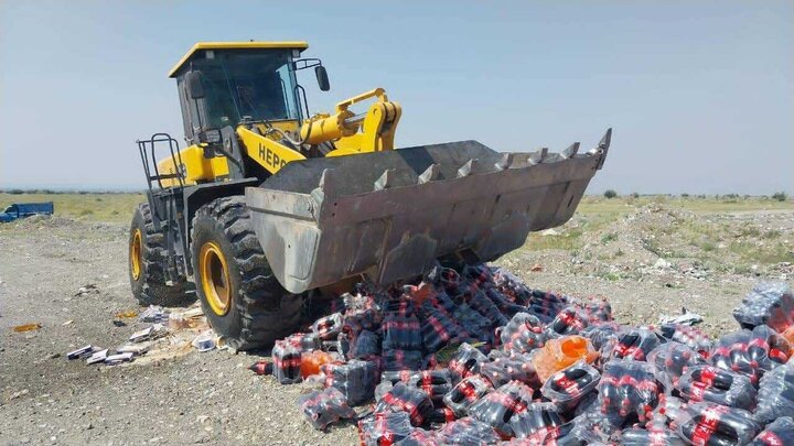 معدوم‌سازی بیش از ۳ تن مواد غذایی فاسد و غیربهداشتی در زابل