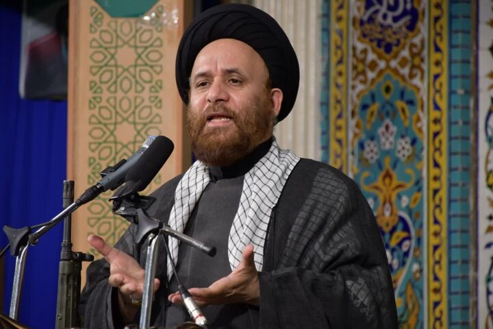 معلمی: مراقب کودتای نرم با شعار صلح شرافتمندانه باشید