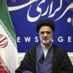 نبویان: ایران از حقوق خود در تنگه هرمز کوتاه نخواهد آمد