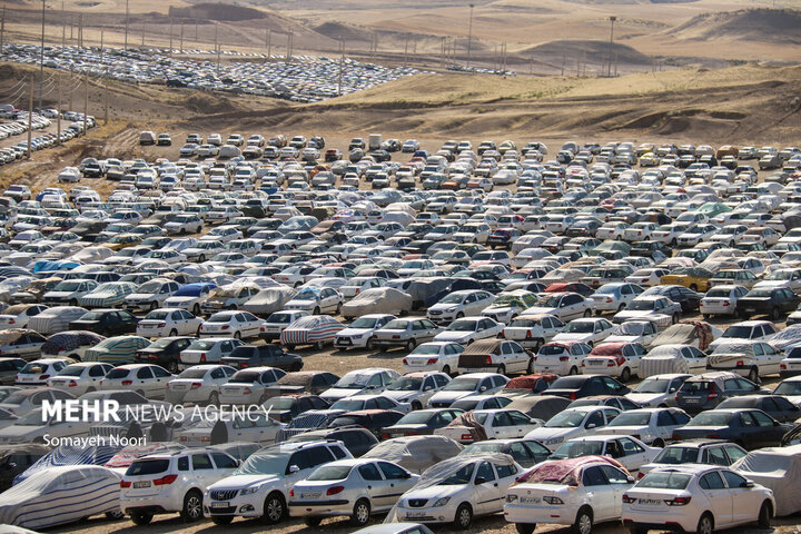 پارکینگ اربعین مهران با ظرفیت پارک ۵۰ هزار خودرو ساماندهی شد