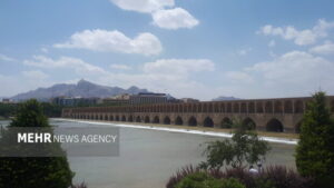 کیفیت قابل قبول هوای اصفهان؛ شاخص ۸ ایستگاه قرمز و نارنجی است