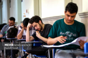 آغاز رقابت بیش از ۱۵ هزار داوطلب کنکور سراسری در قزوین