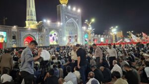 آغاز مراسم چهلم تدفین «آقای شهید ایران» در حرم امام رضا(ع)