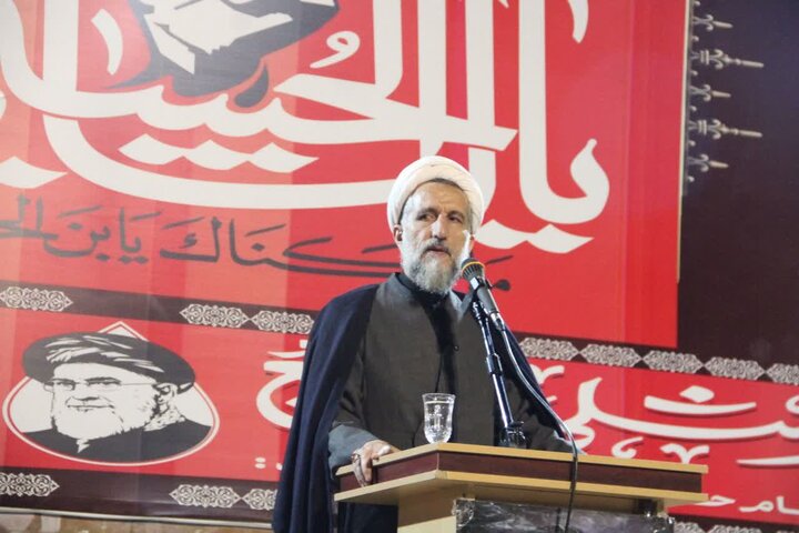 آیت‌الله مظفری: زیارت اربعین جلوه‌ای از توحید و تداوم راه عاشورا است