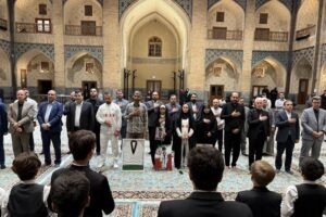 آیین قرائت سوگند و اعطای پرچم به پرچمداران کاروان ایران برگزار شد