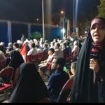 اجتماع شبانه مردم سنندج در حمایت از انقلاب اسلامی ایران