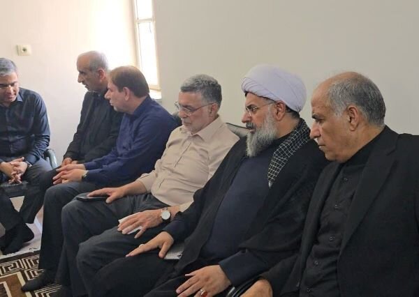  امام جمعه دشتی: مطالبات حوزه سلامت شهرستان محقق شود