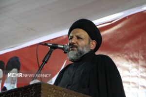 امام جمعه لاهیجان: خلبانان اسیر در قطر خط قرمز هستند