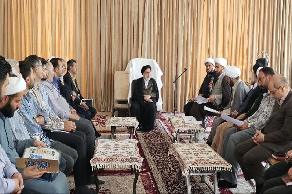 برنامه‌های هفته وحدت در چهارمحال و بختیاری با ابتکارات نو همراه باشد