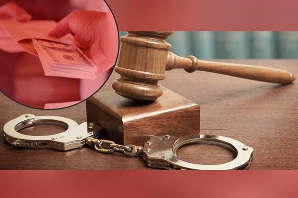 بشری: یکی از بخشداران رضوانشهر به جرم اخذ رشوه دستگیر شد