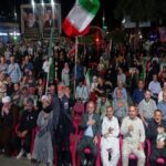 تداوم اجتماع شبانه سنندجی‌ها در لبیک به فرمان رهبر انقلاب