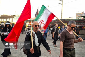 تردد بیش از ۱۸۵ هزار زائر از مرز مهران طی روز گذشته