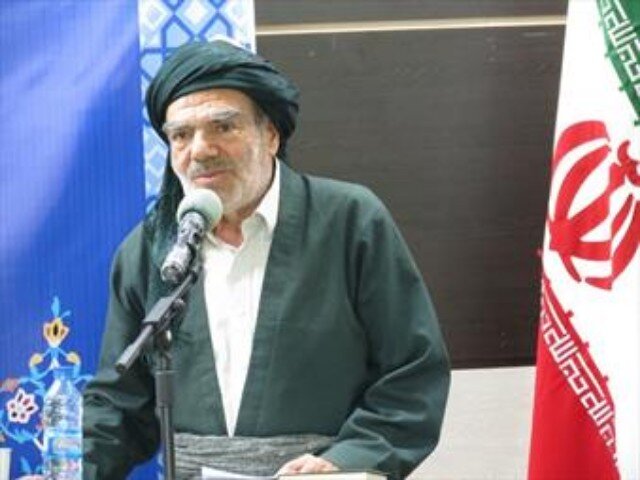 حسینی: ماه مولود فرصتی برای تقویت برادری و بازگشت به سیره نبوی است