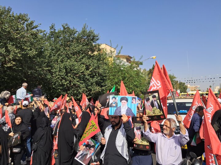 حسینیه ایران در روز اربعین حسینی؛ قلب جاماندگان در کربلا می زند