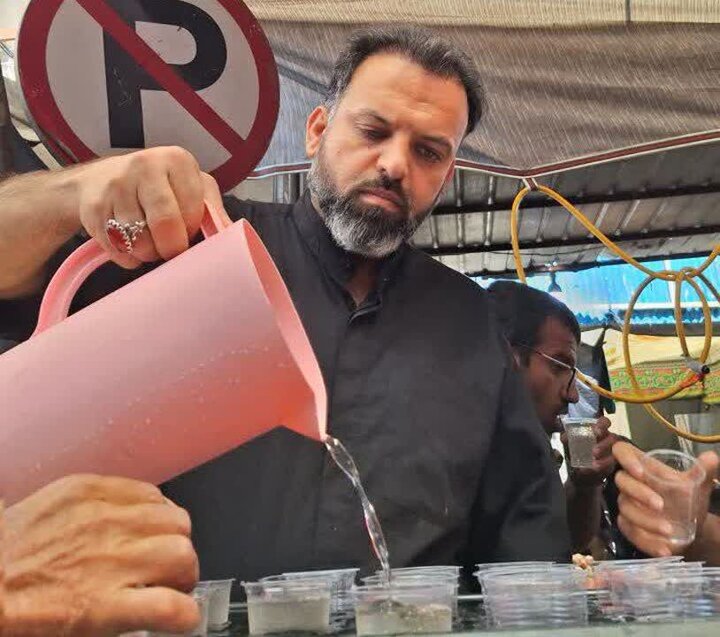 خدماتدهی گسترده هیئت و موکب متوسلین حضرت زینب(س) کنگان خدماتدهی گسترده هیئت و موکب متوسلین حضرت زینب(س) کنگان