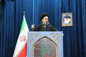 دشمن به دنبال ایجاد اختلاف، ترویج بی‌بند و باری، بی‌عفتی در کشور است