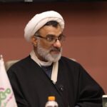 رهبر شهید تمسک و انس عمیقی با قرآن داشتند