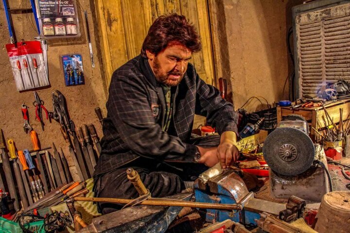 رونق هنر سه هزار ساله در راین؛ زنان هم چاقوساز شدند