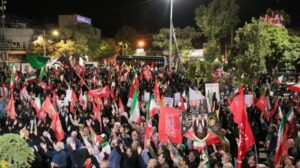 شکوه بی‌مرز ارادت؛ مردم دیار آفتاب در یکصد و پنجاه‌ونهمین شب عاشقی