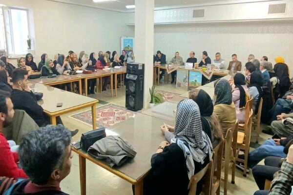 «عصر کتاب بهاران» فرصتی برای گفت‌وگوی کتاب‌محور در سنندج