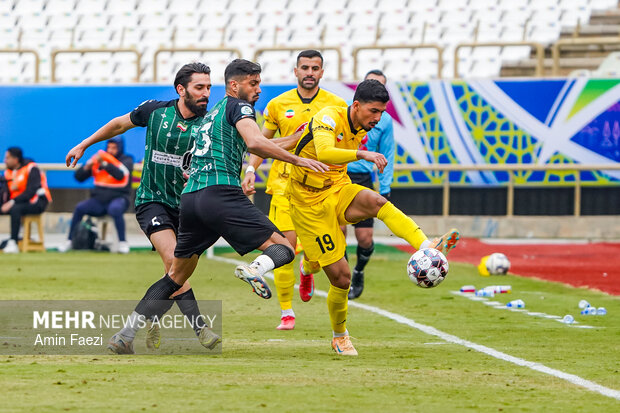 لیگ برتر در جست‌وجوی اولین‌ها/ از دومین برد پرسپولیس تا نخستین امتیاز