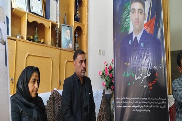 مادر دهه‌شصتی در سوگ فرزند دهه‌هشتادی؛ جوانی که برای ایران آسمانی شد