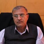 مرادی: موضع‌گیری‌های خلاف انسجام بازی در زمین دشمن است