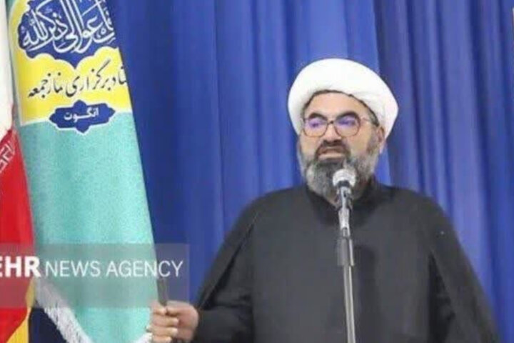 مسئولان مشکلات اقتصادی و معیشتی مردم را تا حصول نتیجه پیگیری کنند