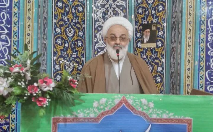 مطالبه امام جمعه آرادان برای احیای مساجد و جذب نسل جوان