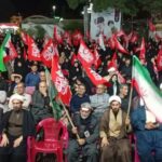 میدان‌داری سنندجی‌ها در تجمعات شبانه برای حمایت از وطن