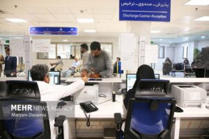 نجاتیان: مشکلات پرستاری با «تذکر» حل نمی شود
