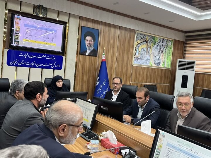 نظارت‌های هدفمند بر بازار انجام شود