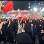 نوحه‌خوانی در مراسم چهلم تدفین رهبر شهید در حرم رضوی