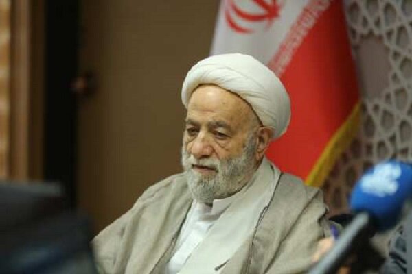 هنر اگر در مسیر خدا باشد ماندگار می‌شود
