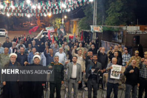 هنگام سخنرانی در میدان بیعت بیله سوار؛سخنران تجمع شبانه ناگهانی درگذشت