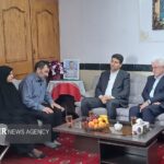 وزیر ارتباطات با خانواده شهید امیربهادر مایوان دیدار کرد