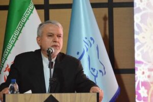 وزیر میراث‌فرهنگی: موزه منطقه‌ای در بروجرد ایجاد شود
