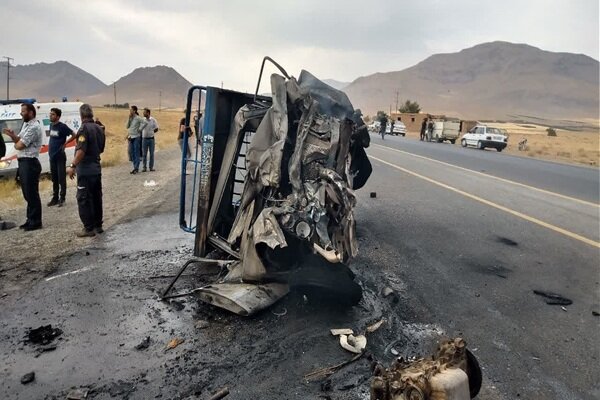 وقوع ۲ حادثه رانندگی در جاده‌های استان سمنان؛ یک نفر جان باخت