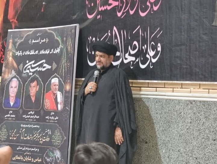 پیرغلامان و خادمان اهل بیت (ع) در گناوه تجلیل شدند