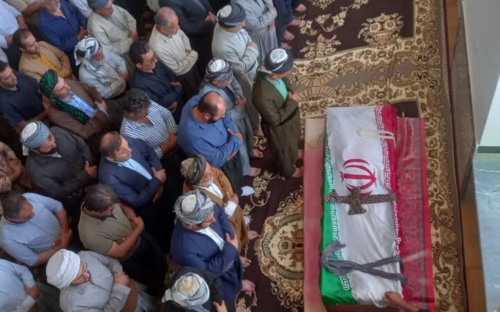 پیکر مطهر شهید «محمدعلی رحیم‌زاده» در اورمان تشییع شد