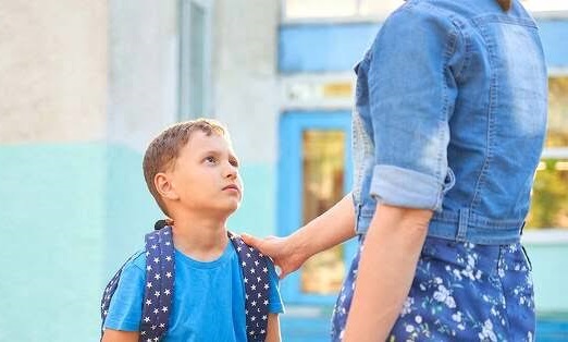 چگونه توانستم میزان اضطراب جدایی دانش آموزان کلاس اول را کاهش دهم؟