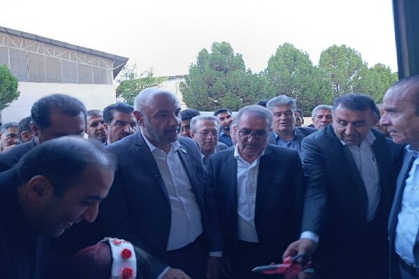 کارخانه خمیرکاغذ یاسوج با حضور وزیر تعاون به بهره‌برداری رسید