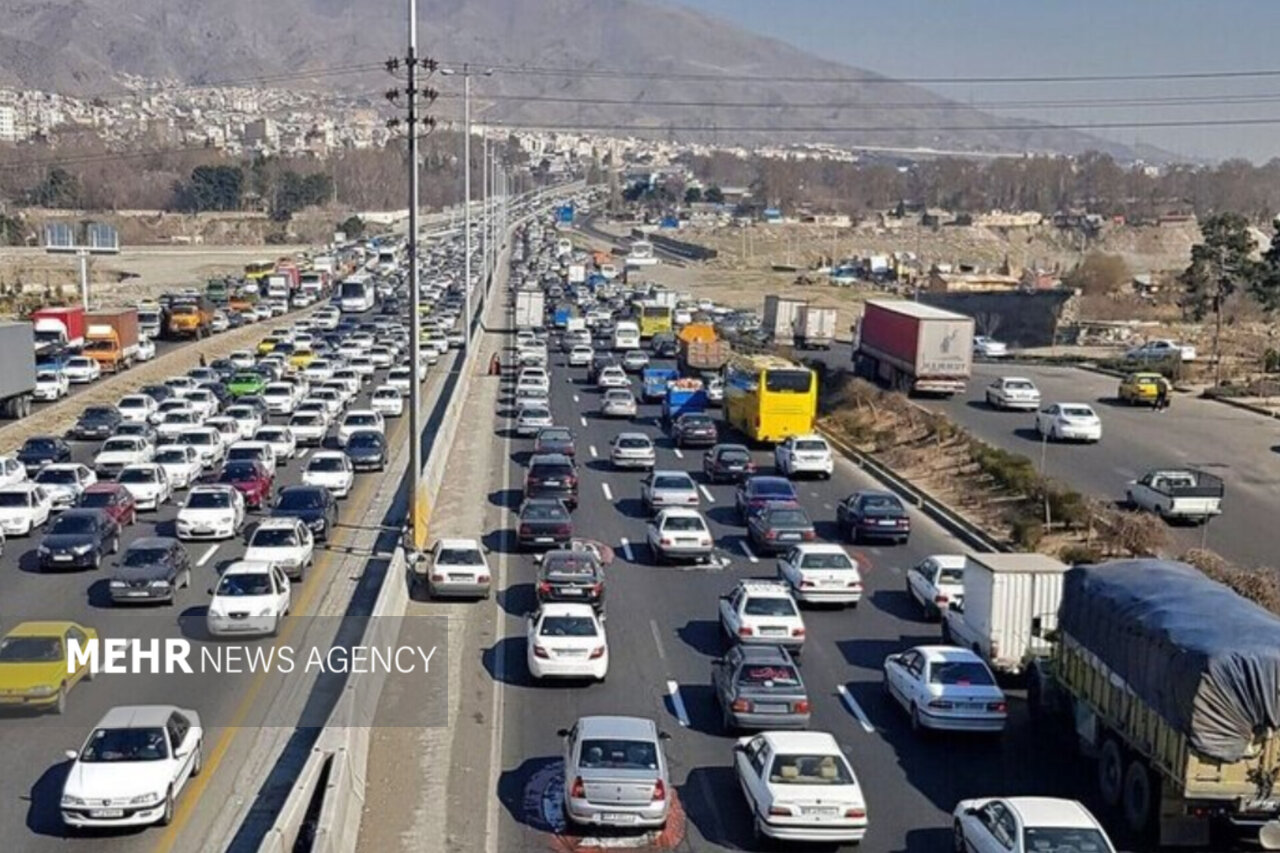آزادراه حرم تا حرم گرفتار تصمیم‌های دفاع‌ناپذیر؛ مشهد همچنان در انتظار