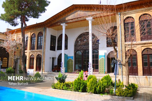 آینه‌کاری‌های۱۳۰ساله در غبار بی‌مهری؛ تکیه بیگلربیگی تشنه اعتبارات ملی